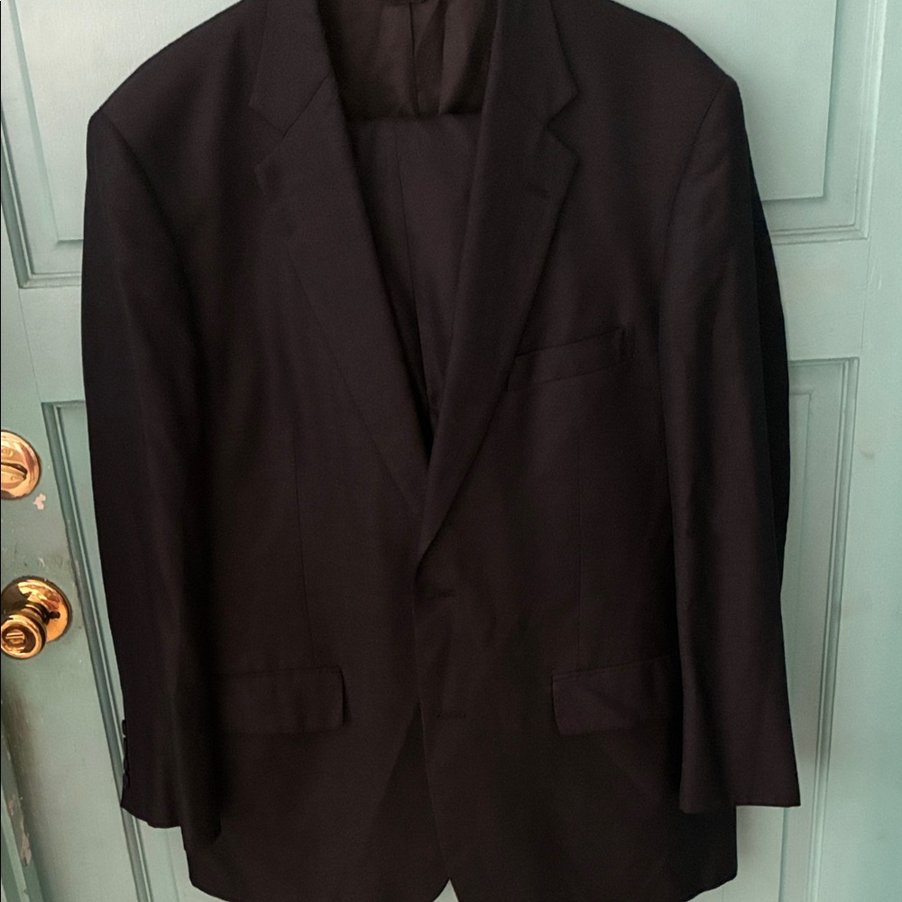 This wonderful feel men’s 2 pc.Suit is made by 
Southwick for Allen Collin’s.42R